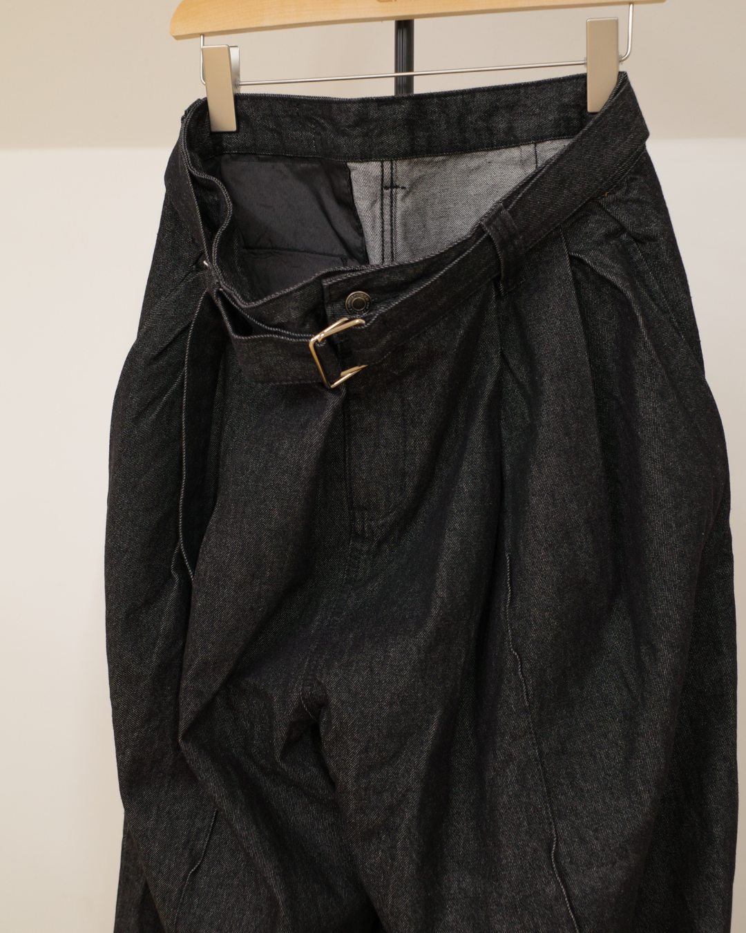 【即納】ベルトカーブワイドデニムトラウザー WR0006
