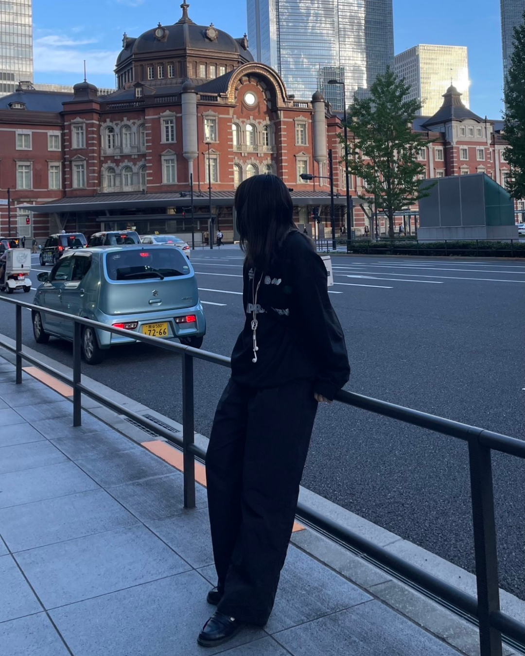 Printed black sweatshirt Y0028