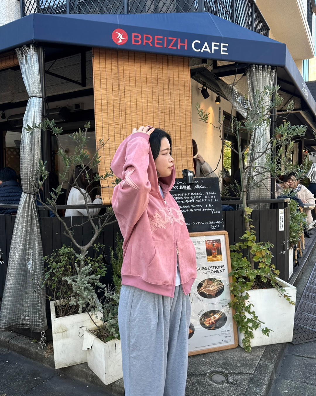 ロゴパッチショートパーカー Y1022