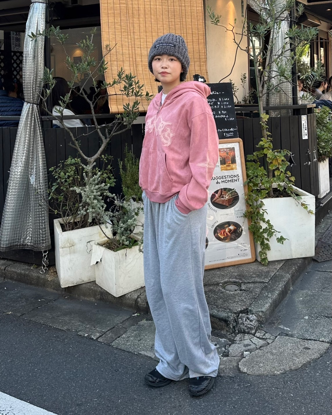 ロゴパッチショートパーカー Y1022