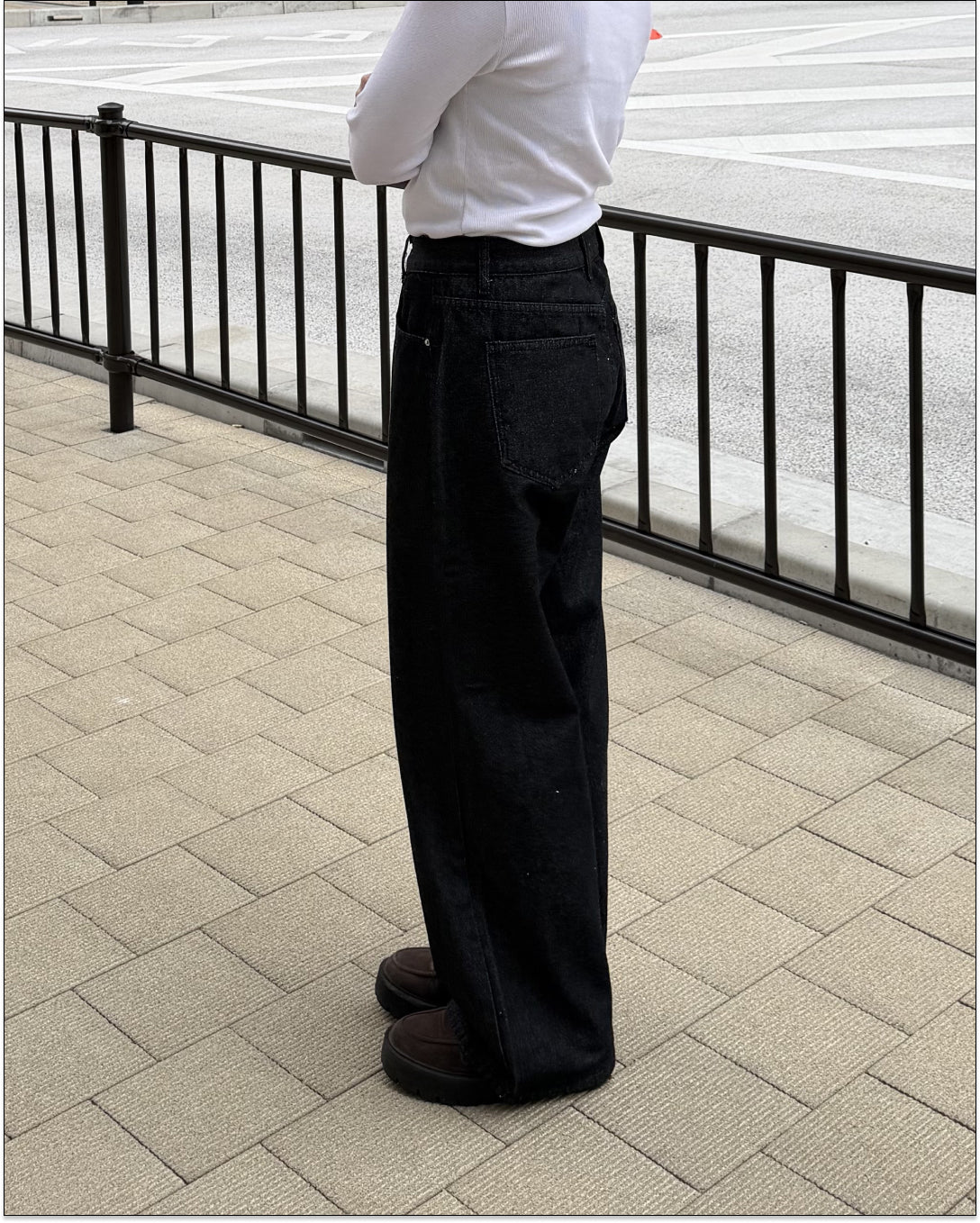 ボタンフライバルーンシルエットデニムパンツ
Y1732