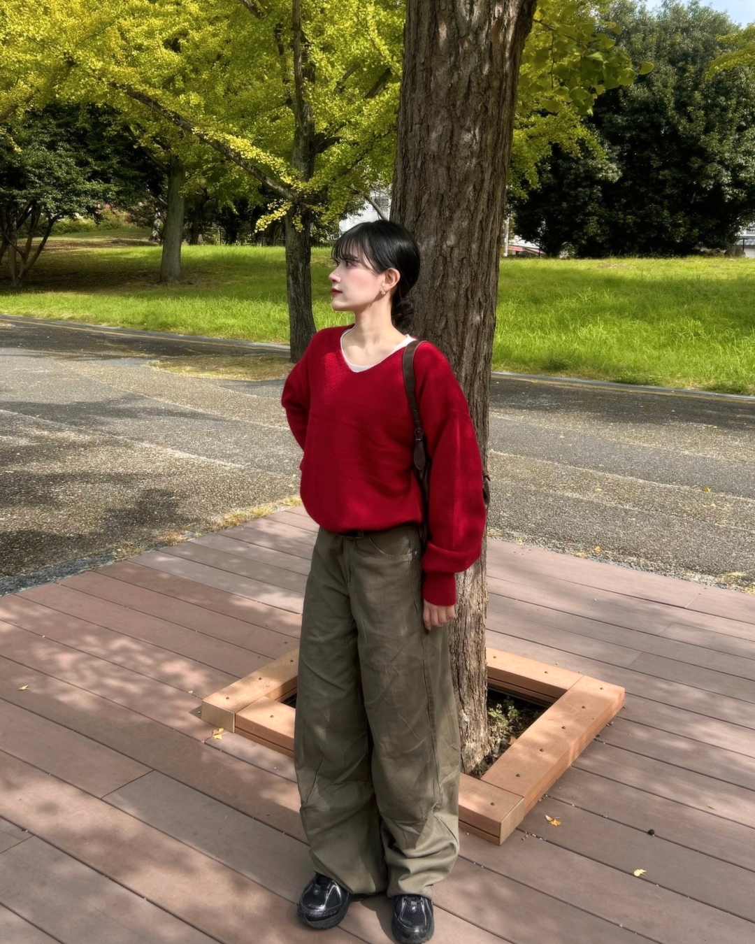 Vネックカジュアルセーター YN0024