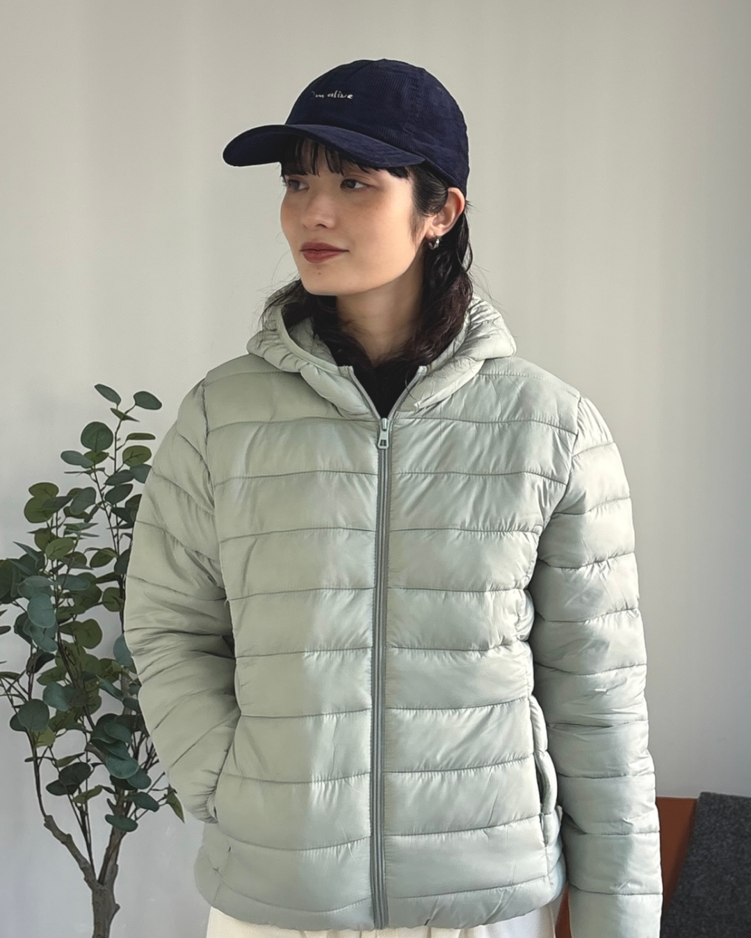 カラーライトダウンジャケット
AA0001