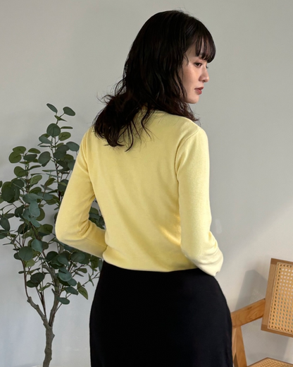 ソフトシアークルーネックニットトップス
AA0016