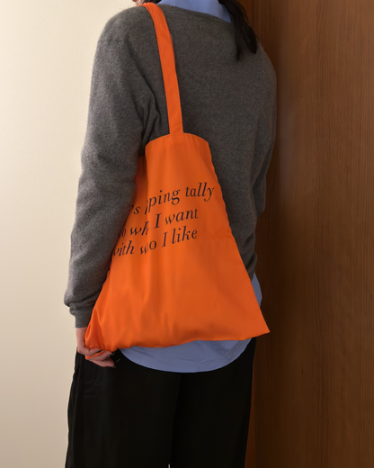 カラーロゴトートバッグ
AA0095