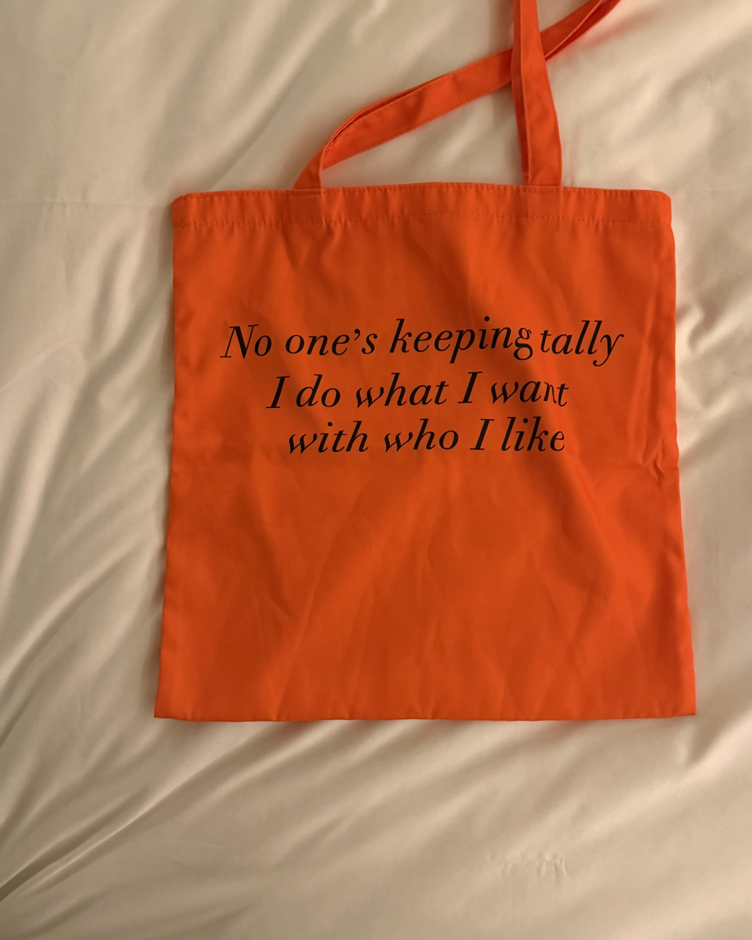 カラーロゴトートバッグ
AA0095