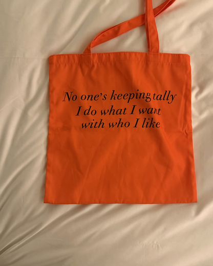 カラーロゴトートバッグ
AA0095