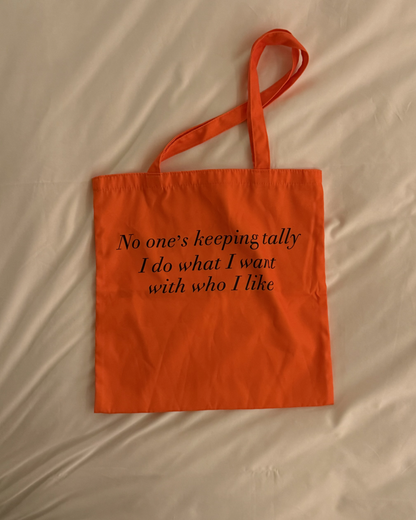 カラーロゴトートバッグ
AA0095