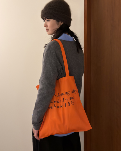 カラーロゴトートバッグ
AA0095