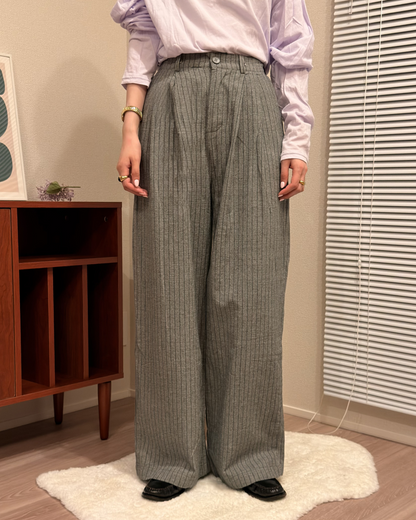 カジュアルタック入りストライプパンツ
AA0105