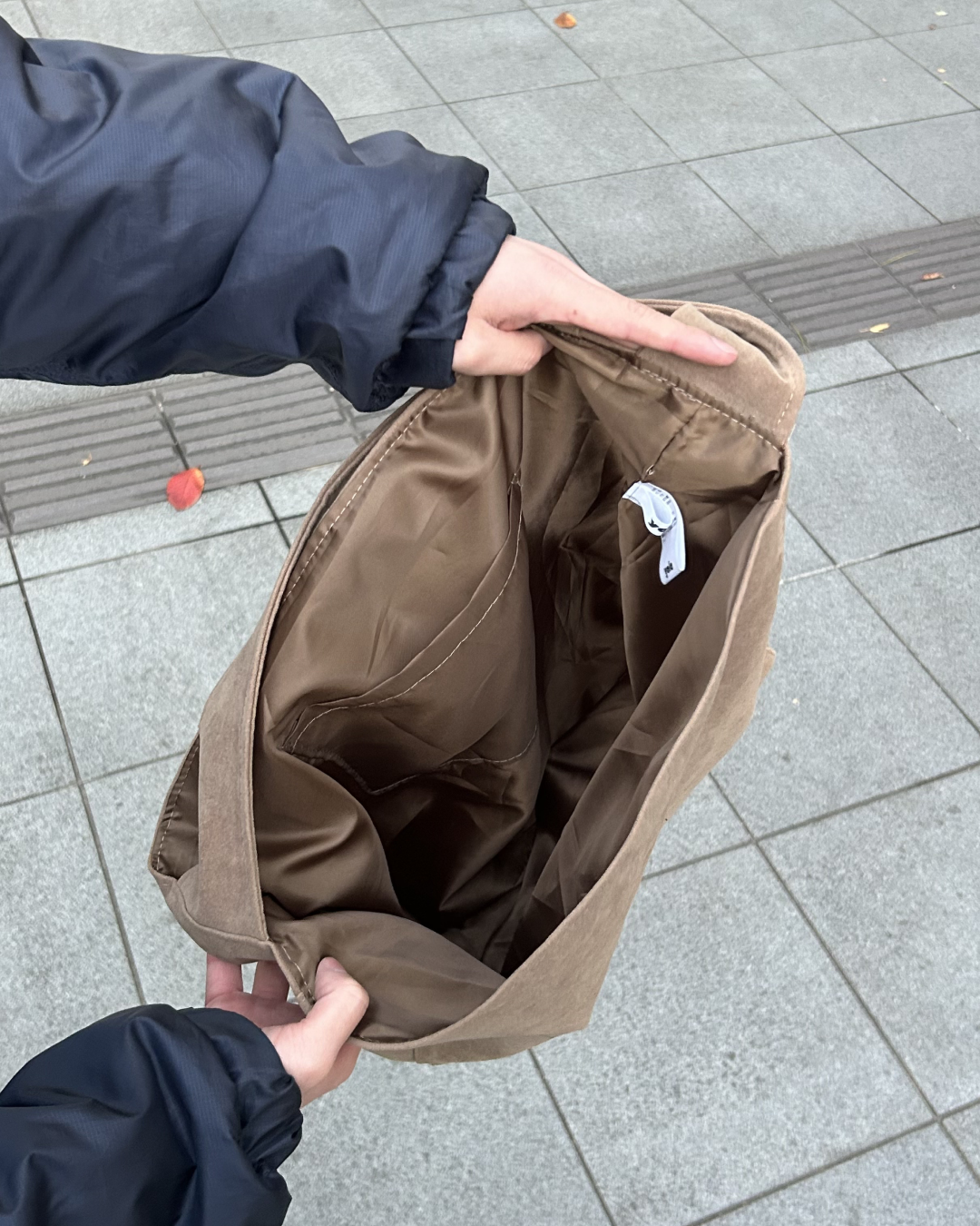 スエードショルダーバッグ AS0334