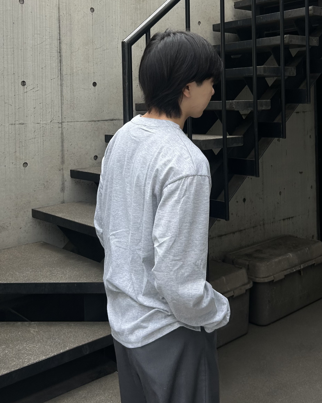 ヘンリーネックボックスカットロングTシャツ AS0386