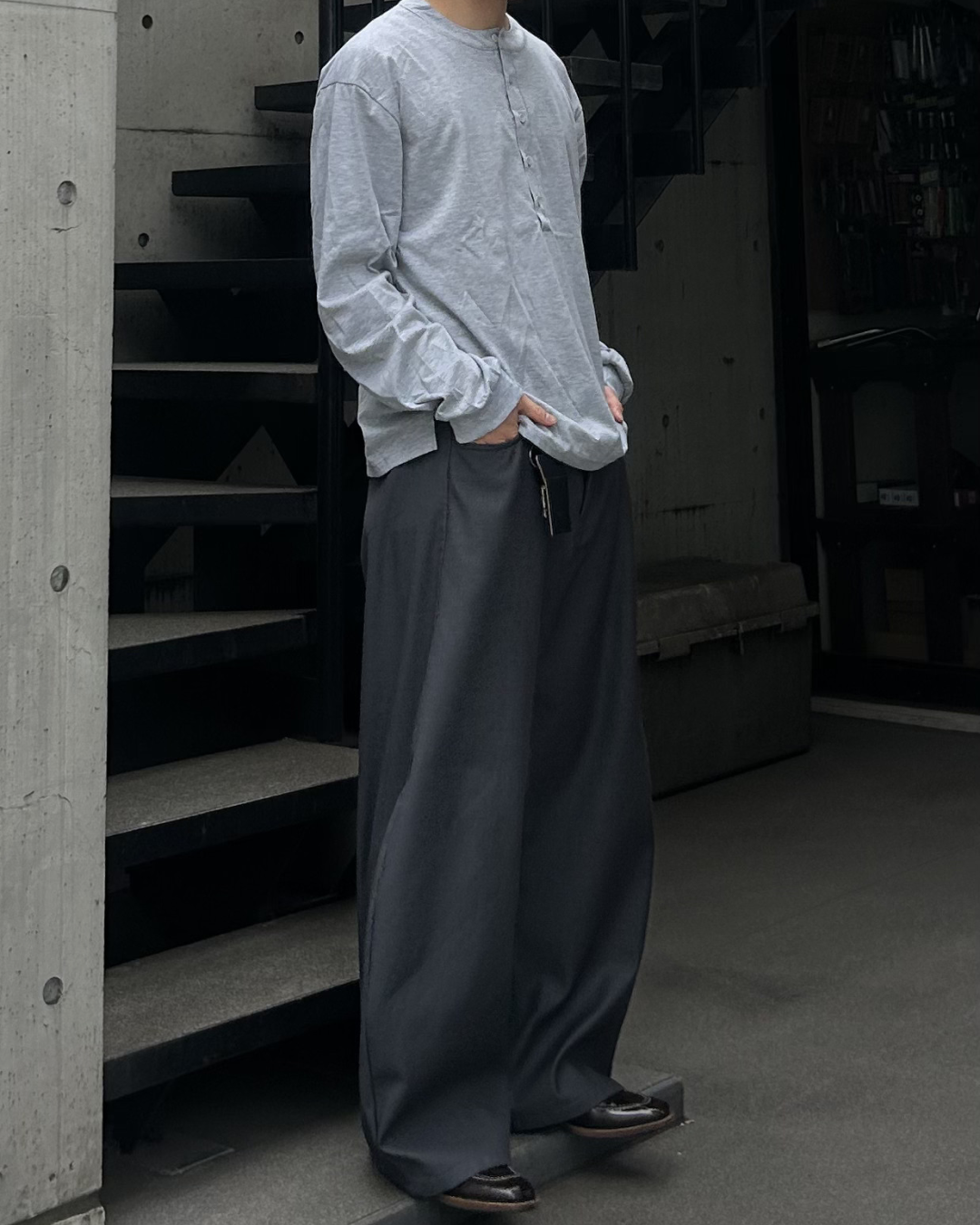 ヘンリーネックボックスカットロングTシャツ AS0386 – YOLO（ヨロ