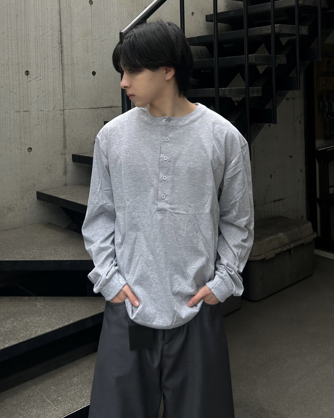 ヘンリーネックボックスカットロングTシャツ AS0386 – YOLO（ヨロ