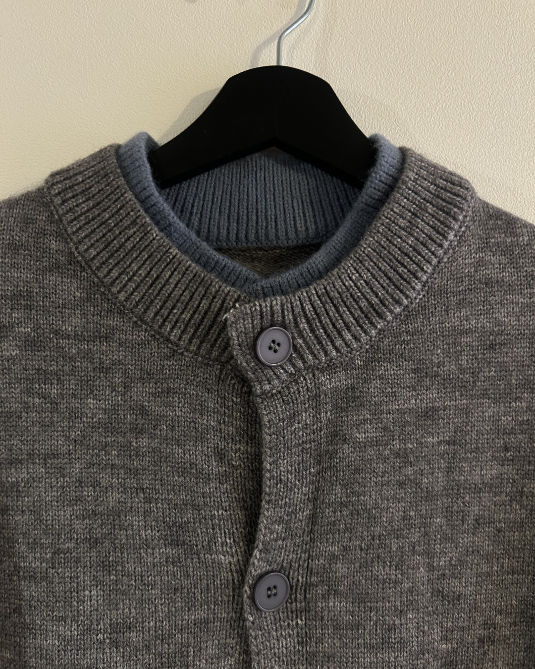 レイヤードヘンリーネックニットカーディガン AS0381