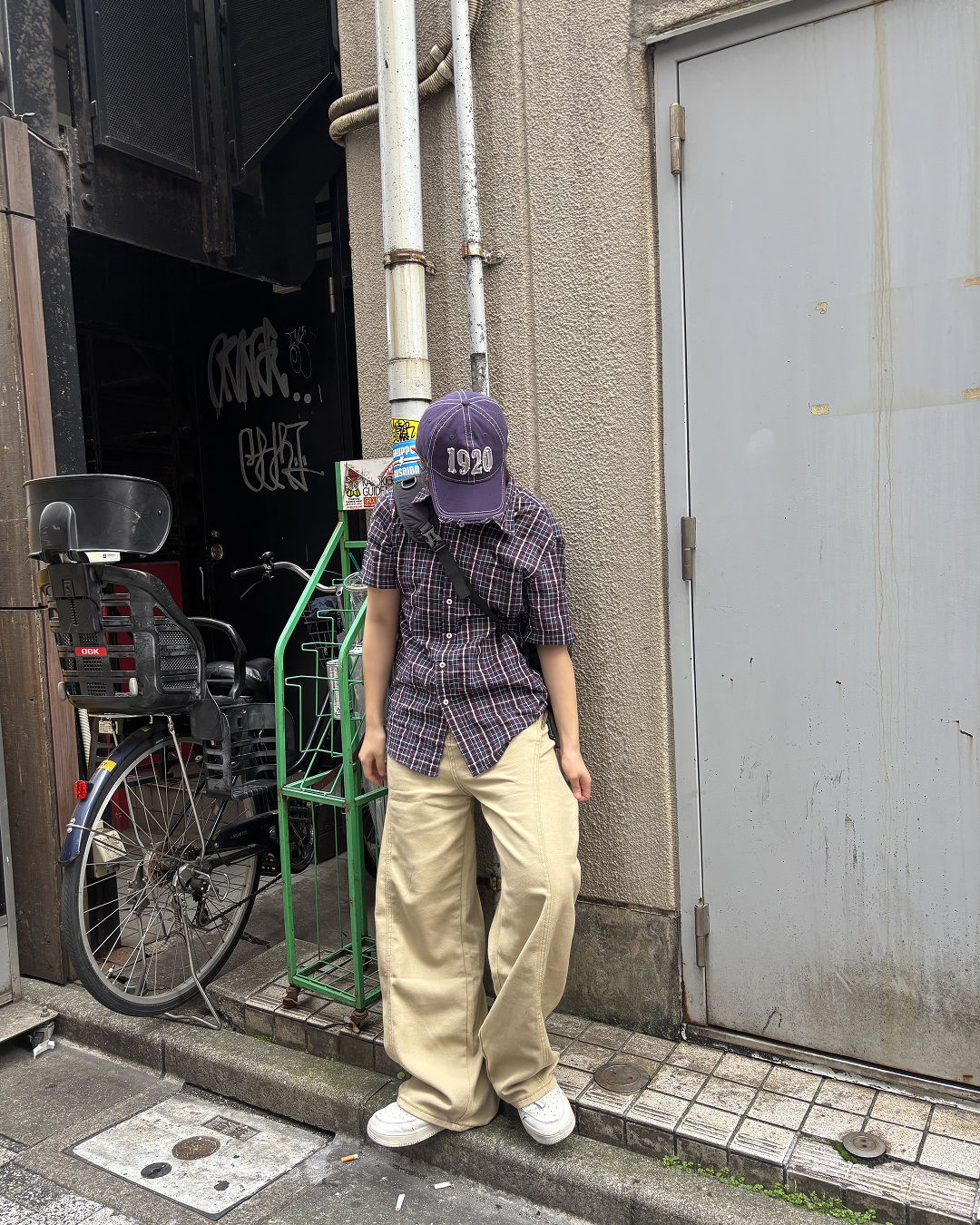ベージュバルーンワイドパン AT0034
