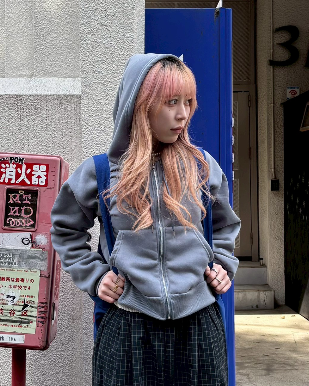 ショートフードパーカー AW0099 – YOLO(ヨロ)|ファッション通販 ショートフードパーカー AW0099 – YOLO(ヨロ)|ファッション通販