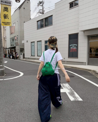 ビビッドカラーナップサック AW1033