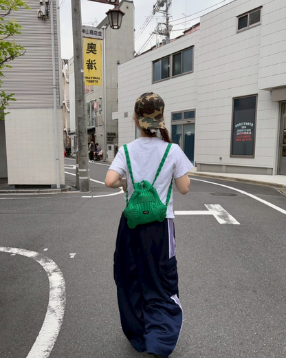 ビビッドカラーナップサック AW1033