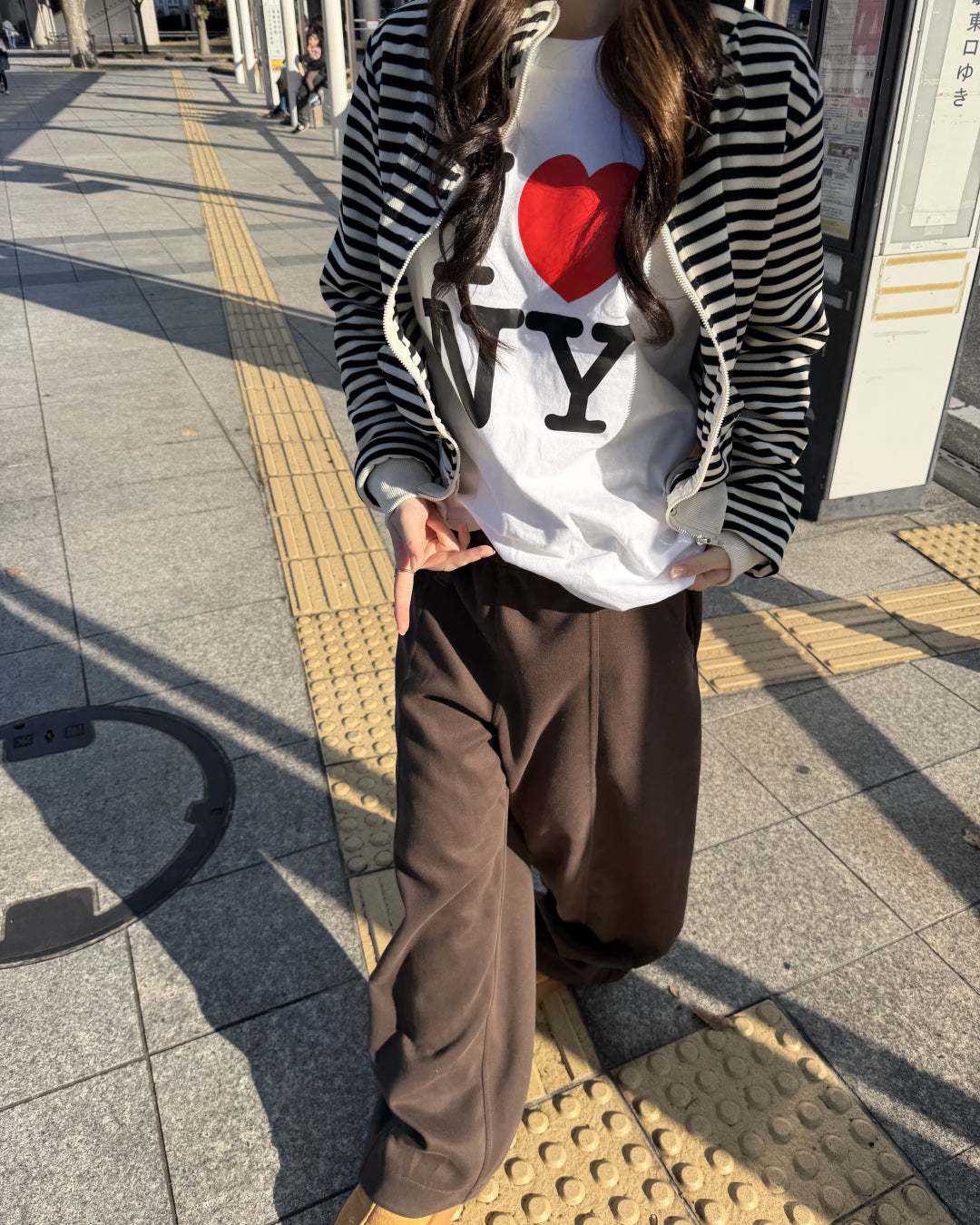 ワイドレッグセンターラインスウェットパンツ AW1199 – YOLO（ヨロ