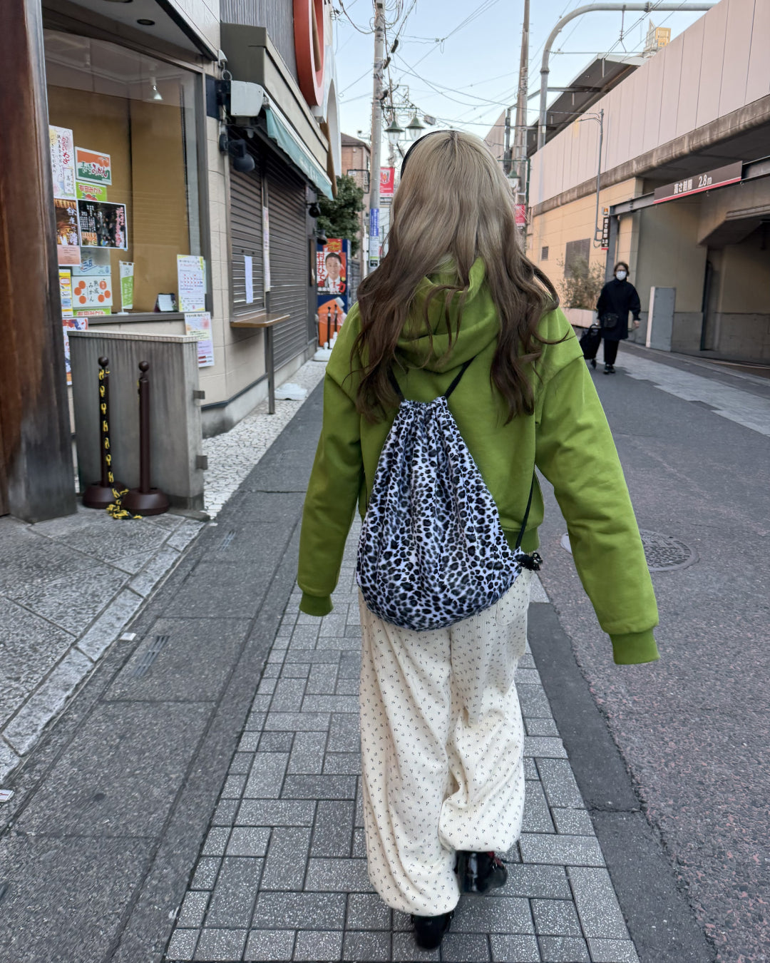 レオパード柄ナップサック
AW1201