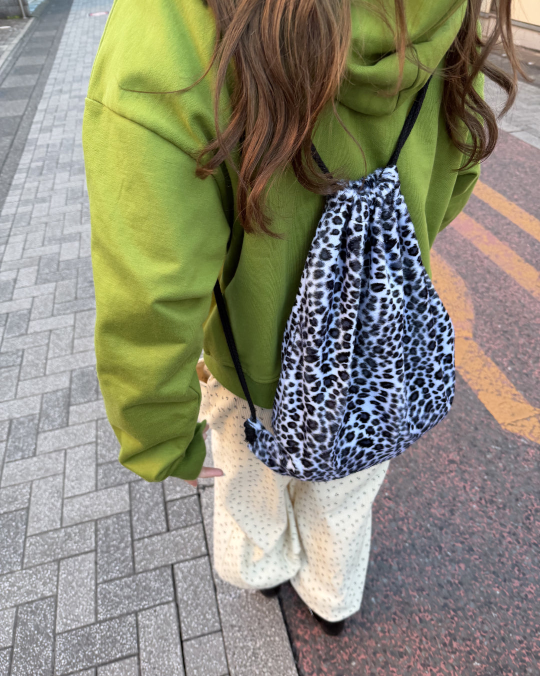 レオパード柄ナップサック
AW1201