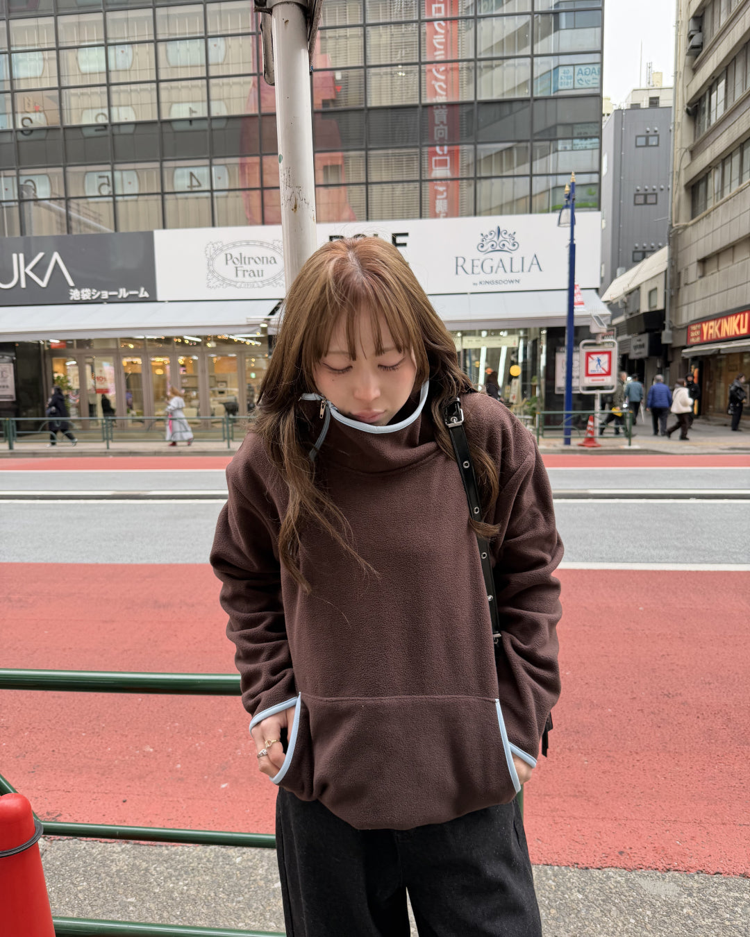 ブラウンフリース
AW1228