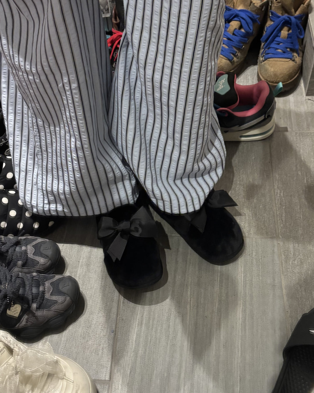 ブラックリボンスリッポン
AW1234