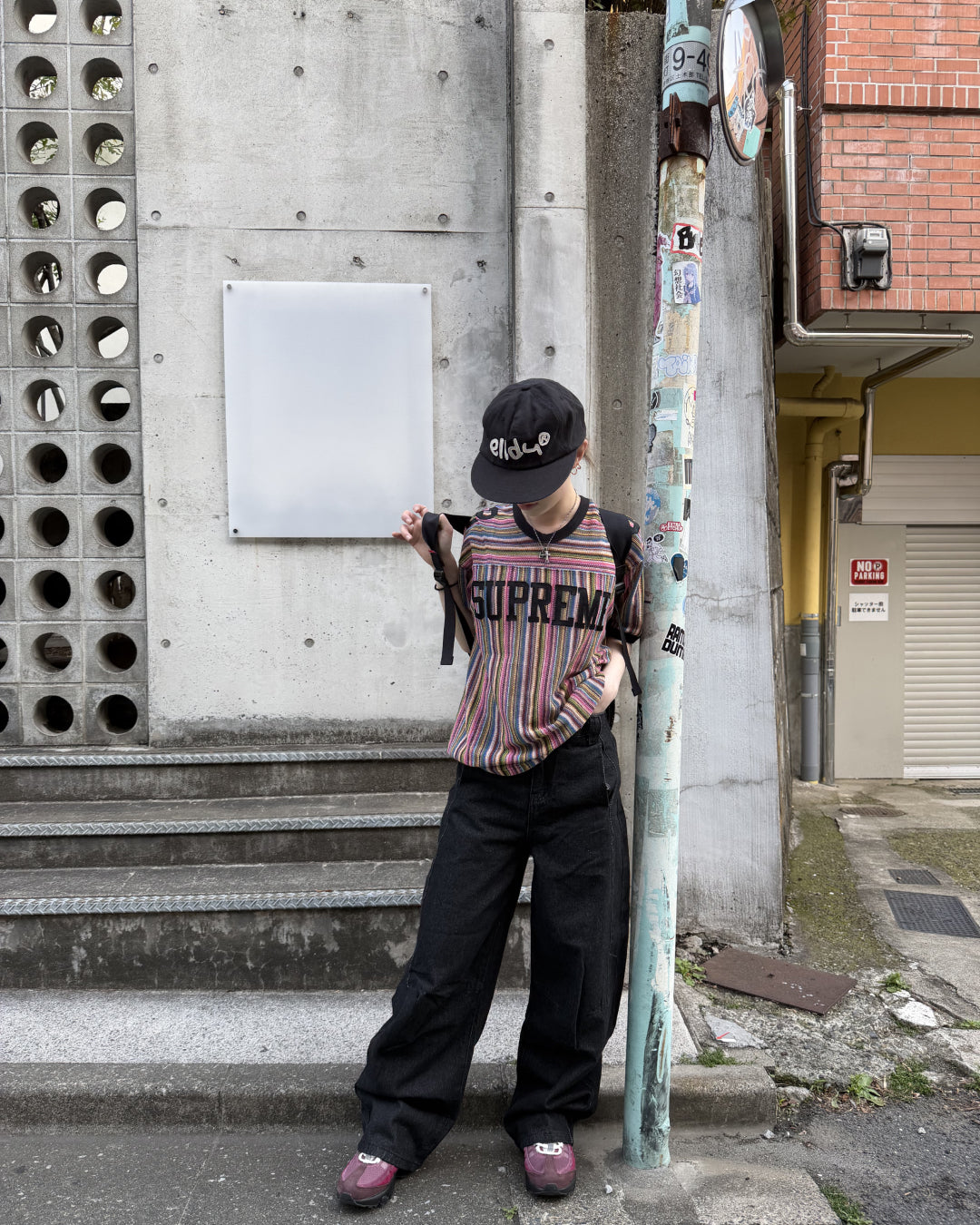 バルーンシルエットブラックリジットデニム
AW1259