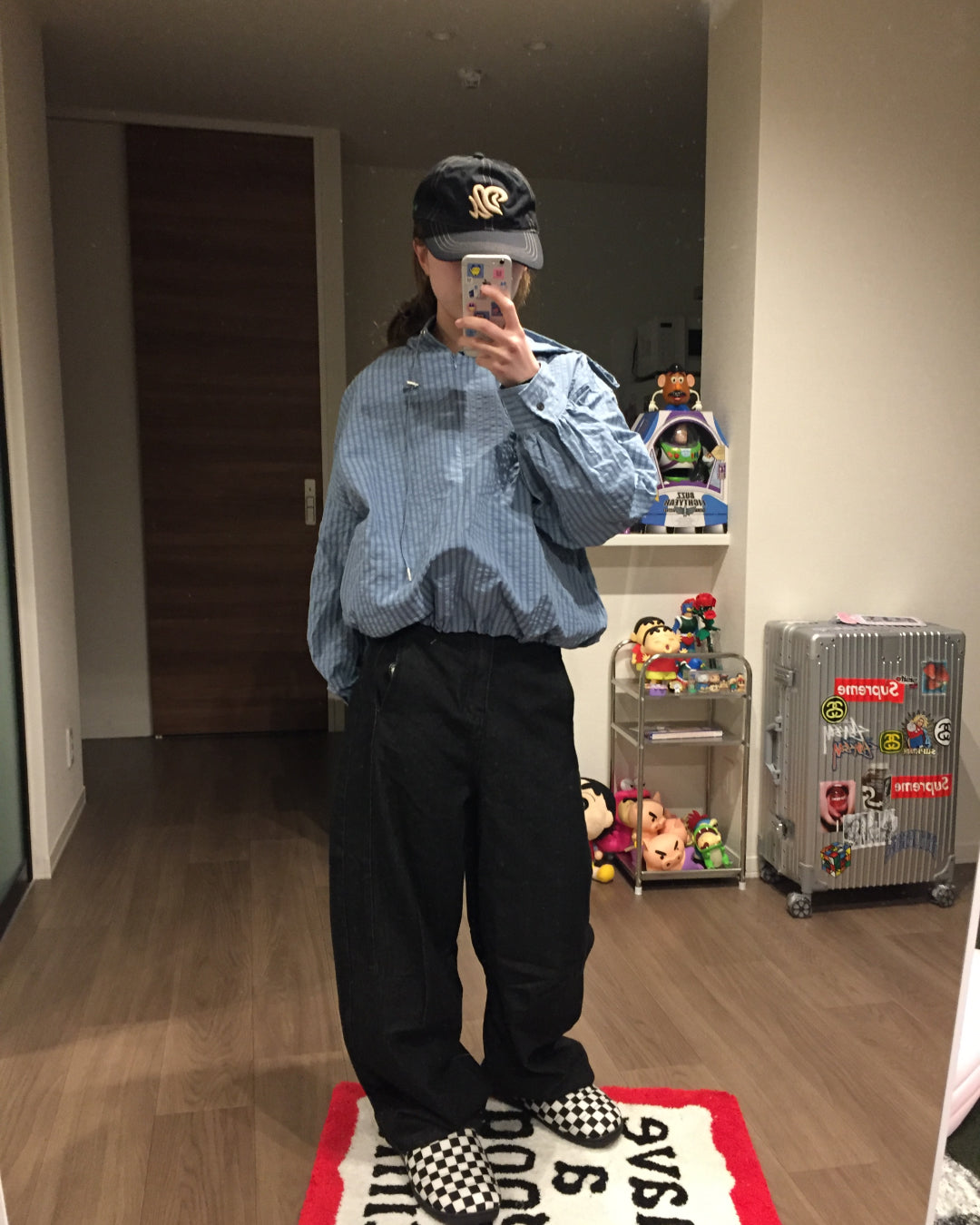 バルーンシルエットブラックリジットデニム
AW1259