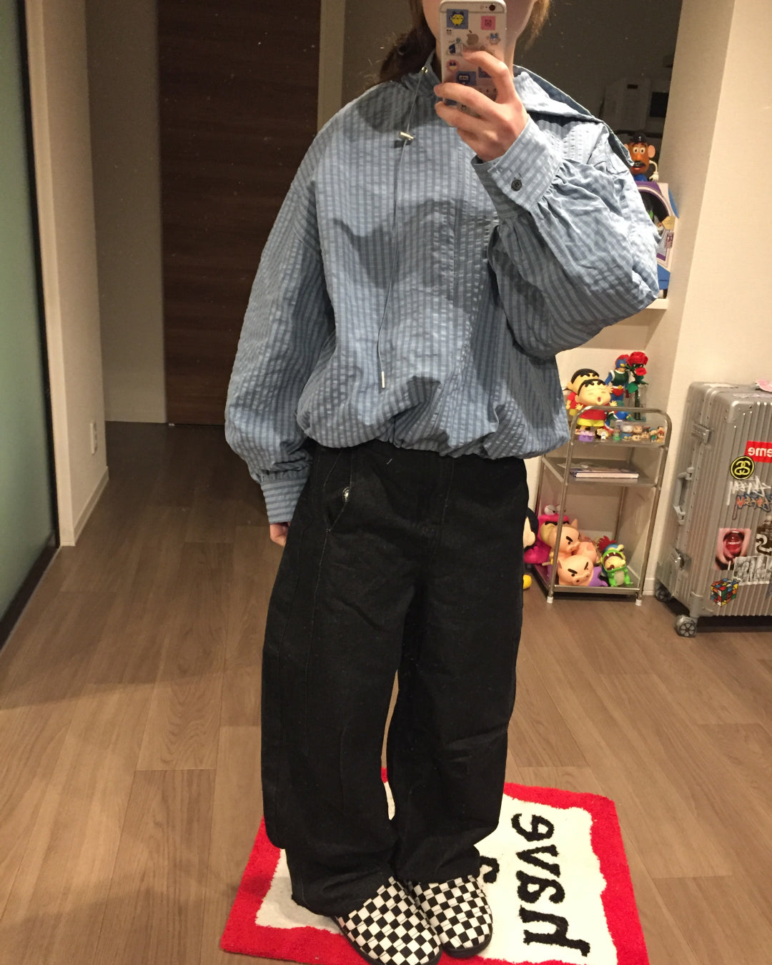 バルーンシルエットブラックリジットデニム
AW1259