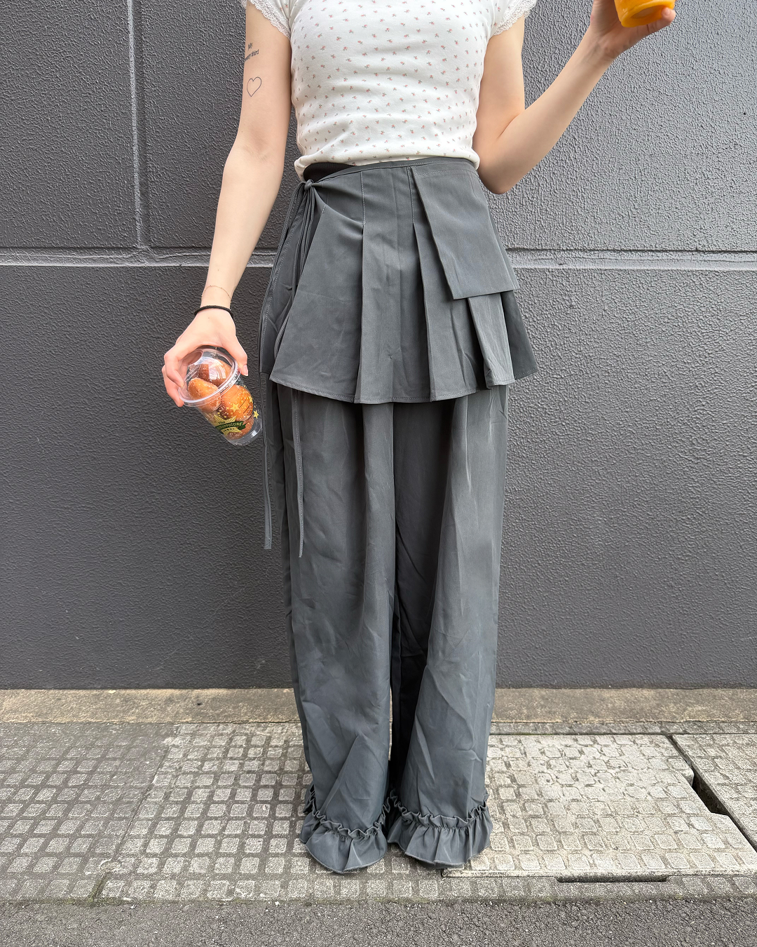 プリーツスカートストラップセットフリルパンツ AW1281 – YOLO（ヨロ