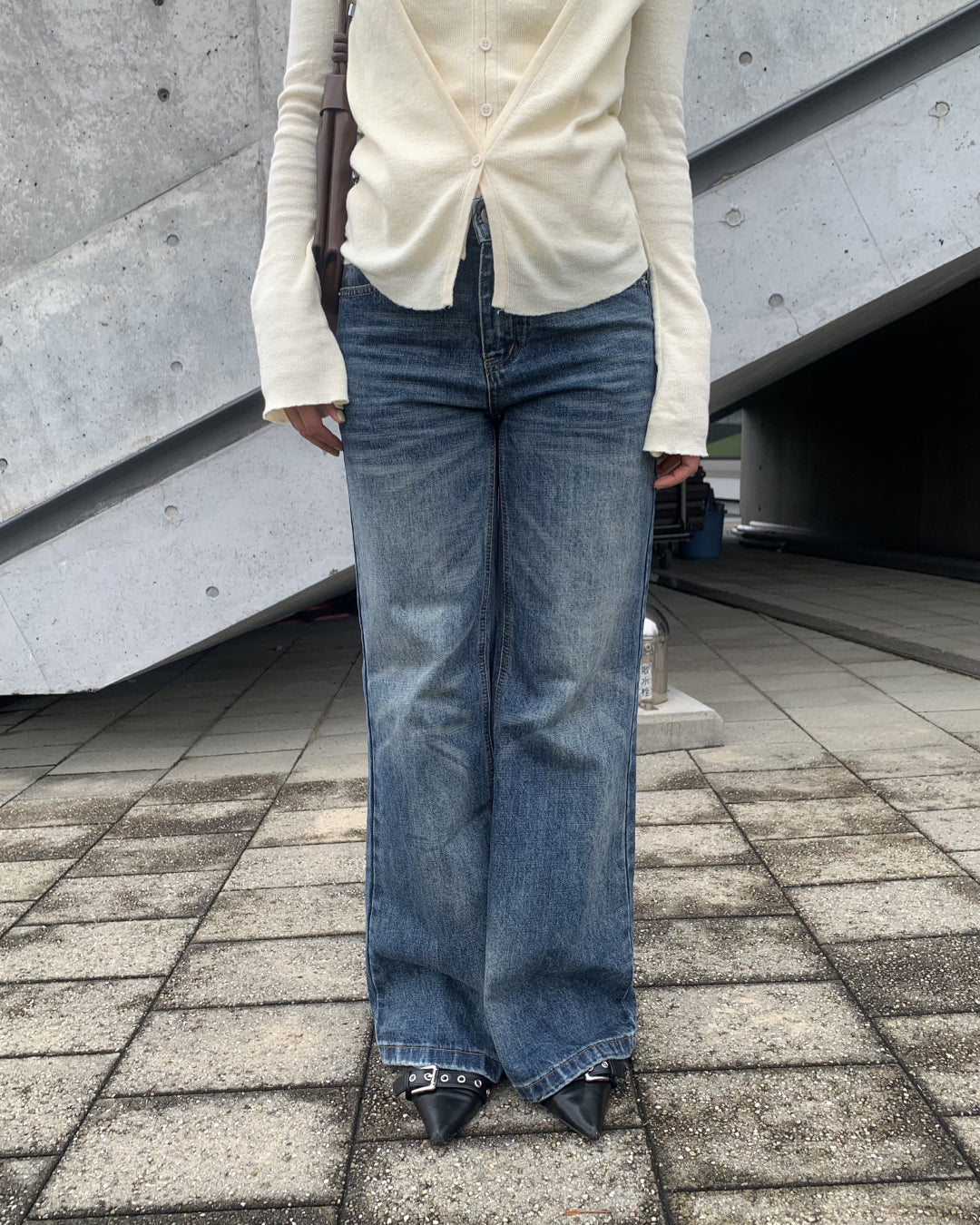 ブーツカットデニムパンツ AY1204