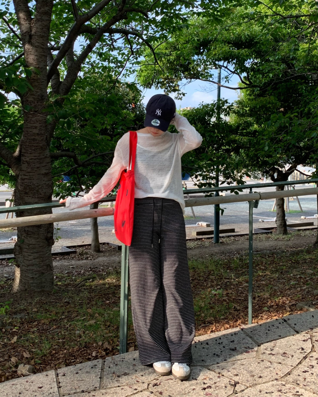 シアークルーネックTシャツ AY1282