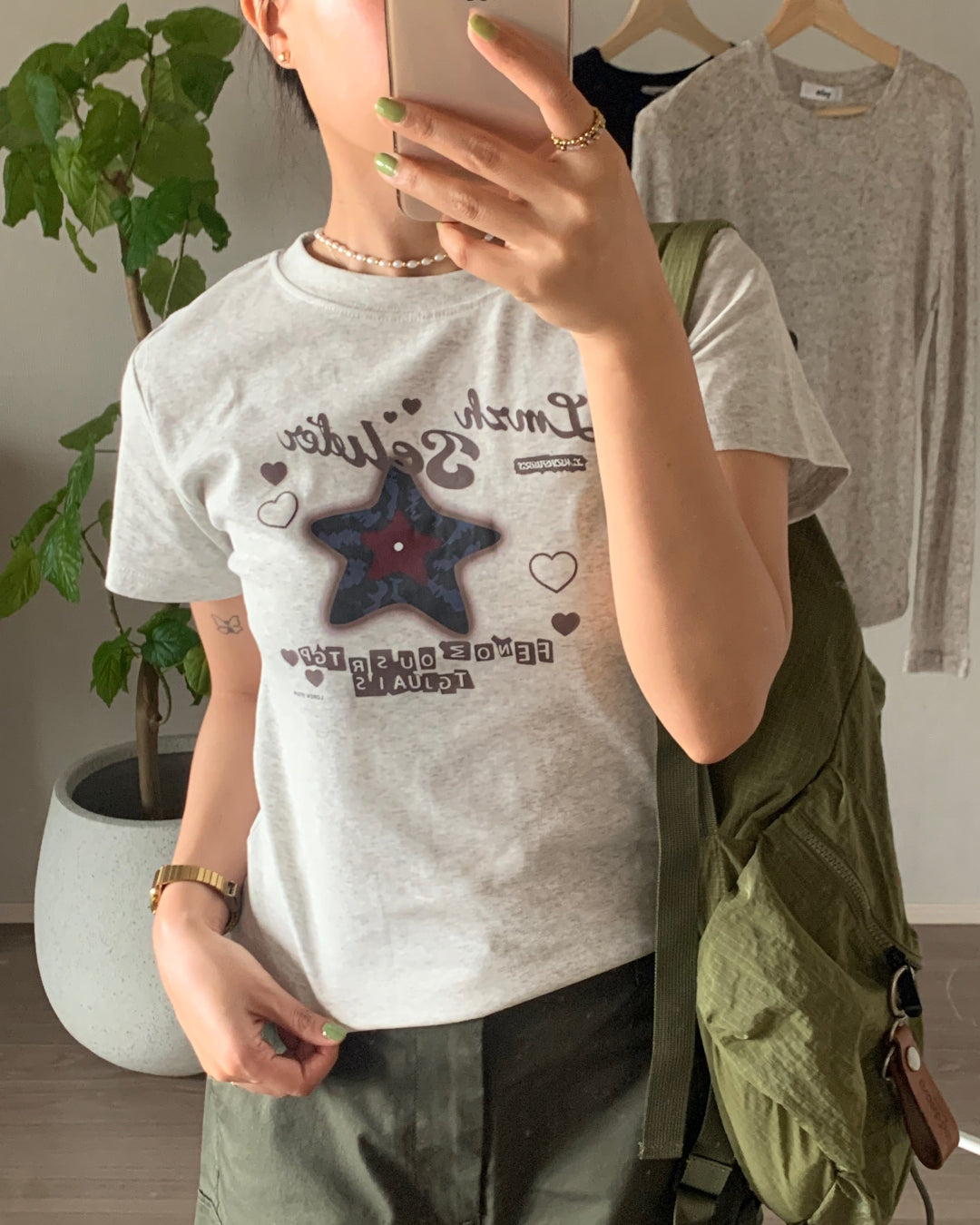 スターグラフィックロゴTシャツ AY1329