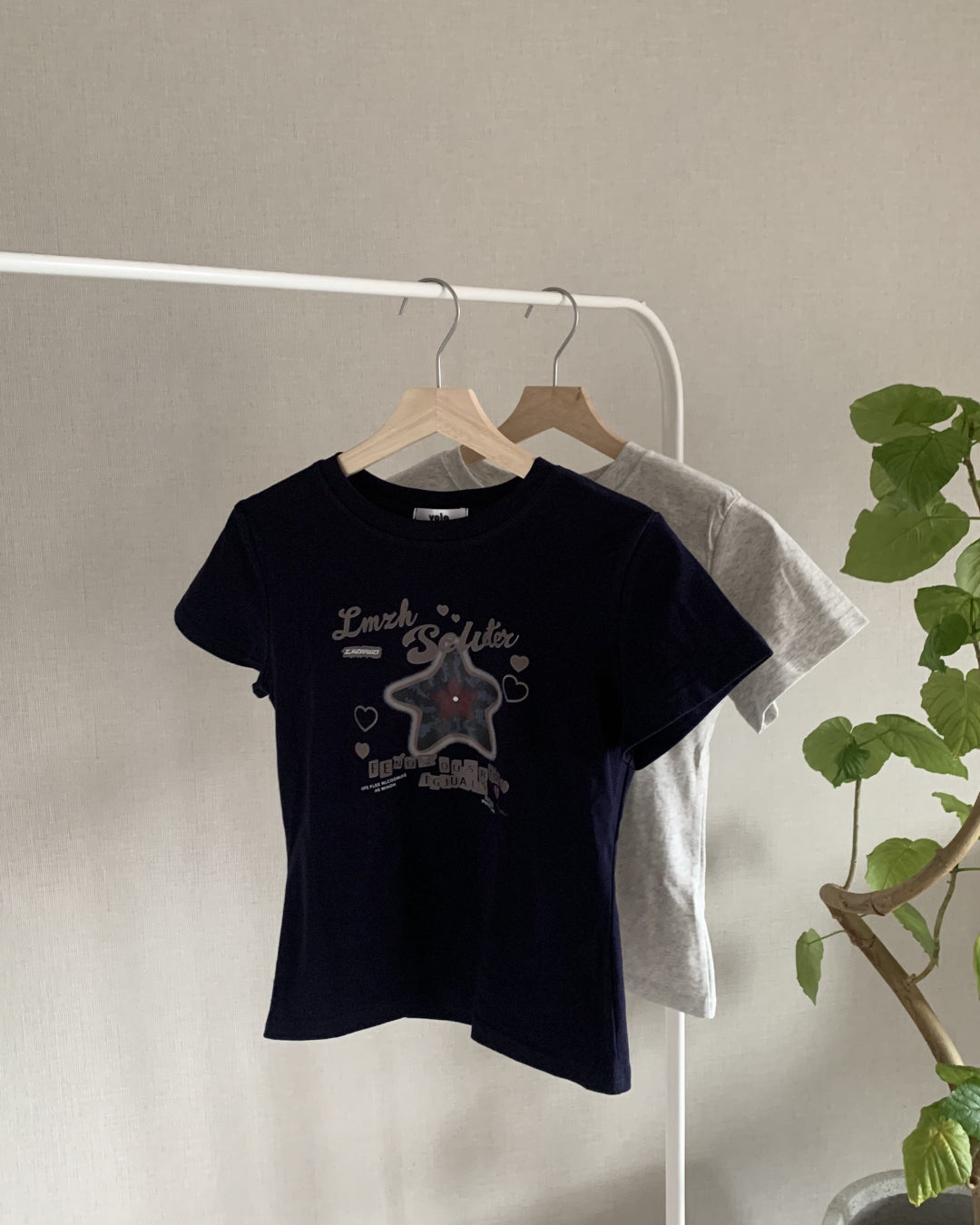 スターグラフィックロゴTシャツ AY1329