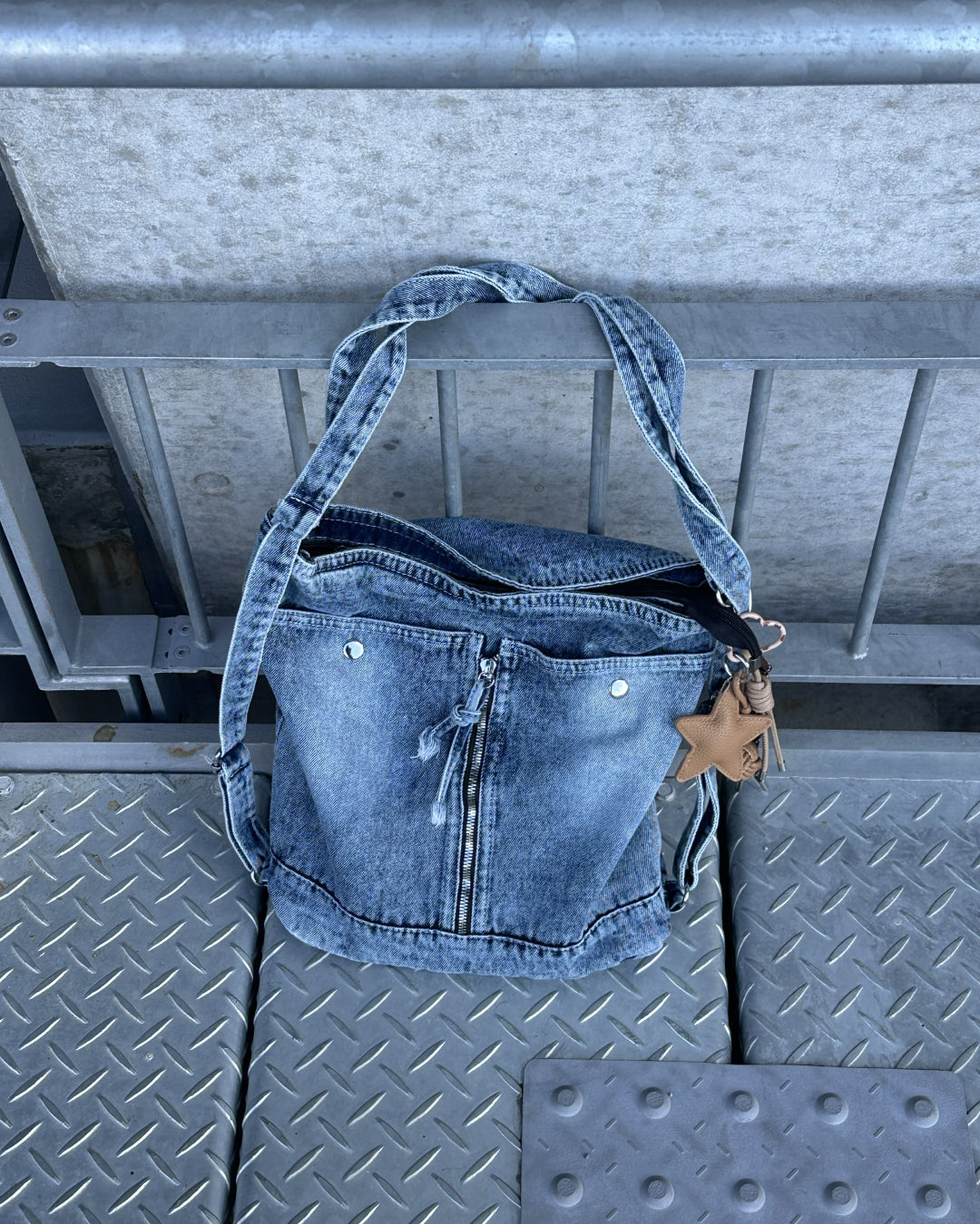 【即納】マルチショルダーウォッシュデニムバッグ AY5009