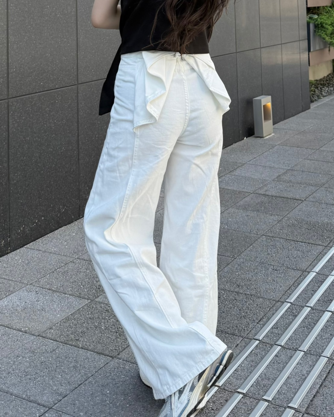 バックリボンバレルレッグジーンズ B2001