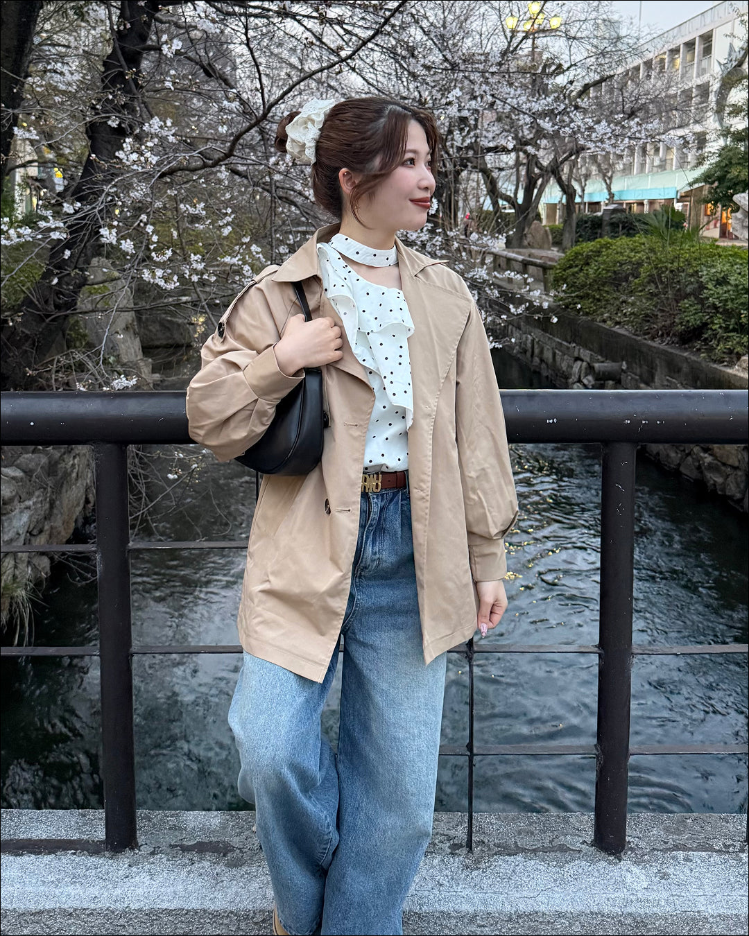 ミドル丈トレンチコート
B2198