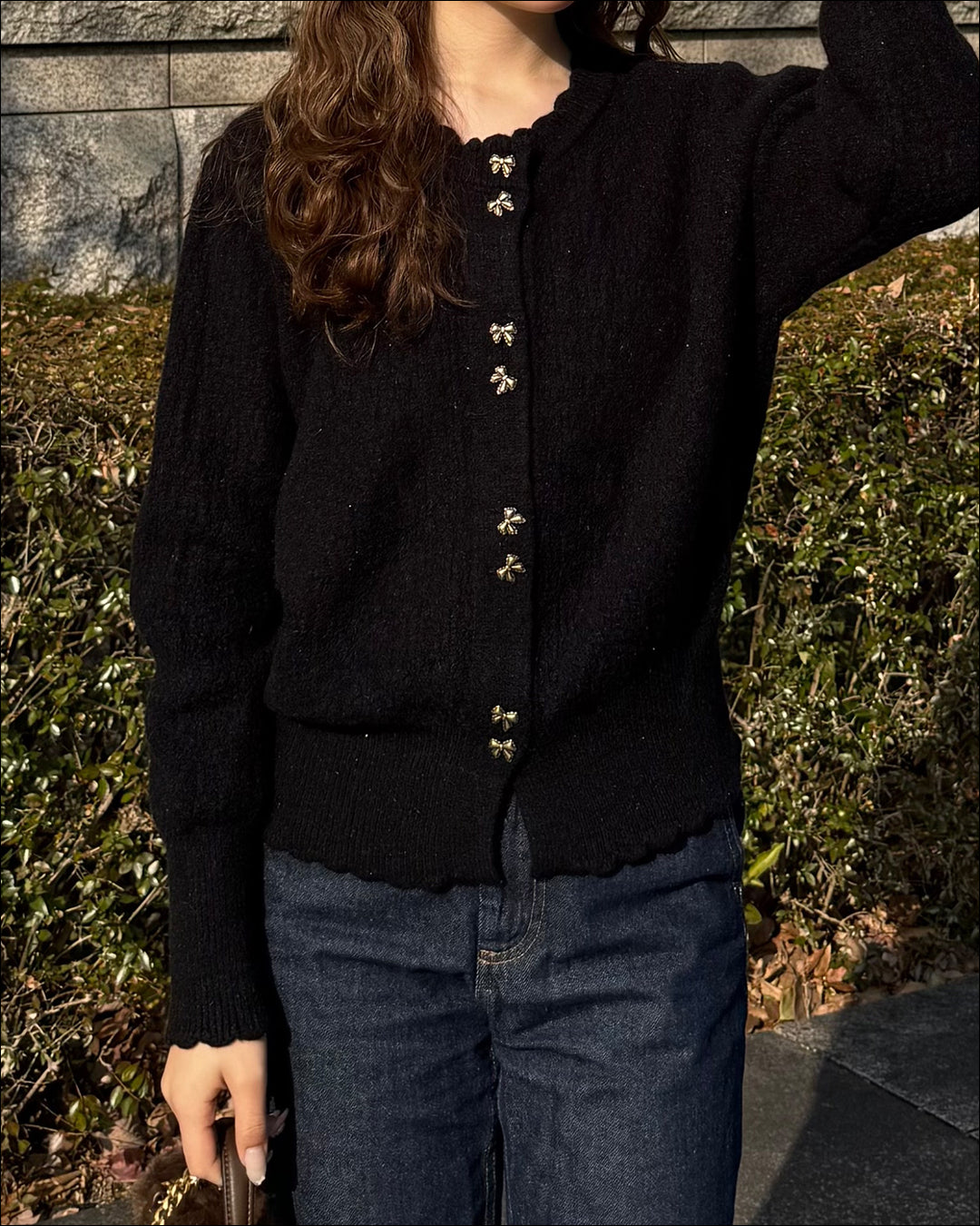 リボンボタンデザインニット
B4005