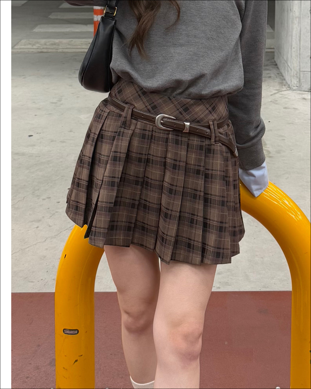 ベルト付きチェックミニスカート
B5005