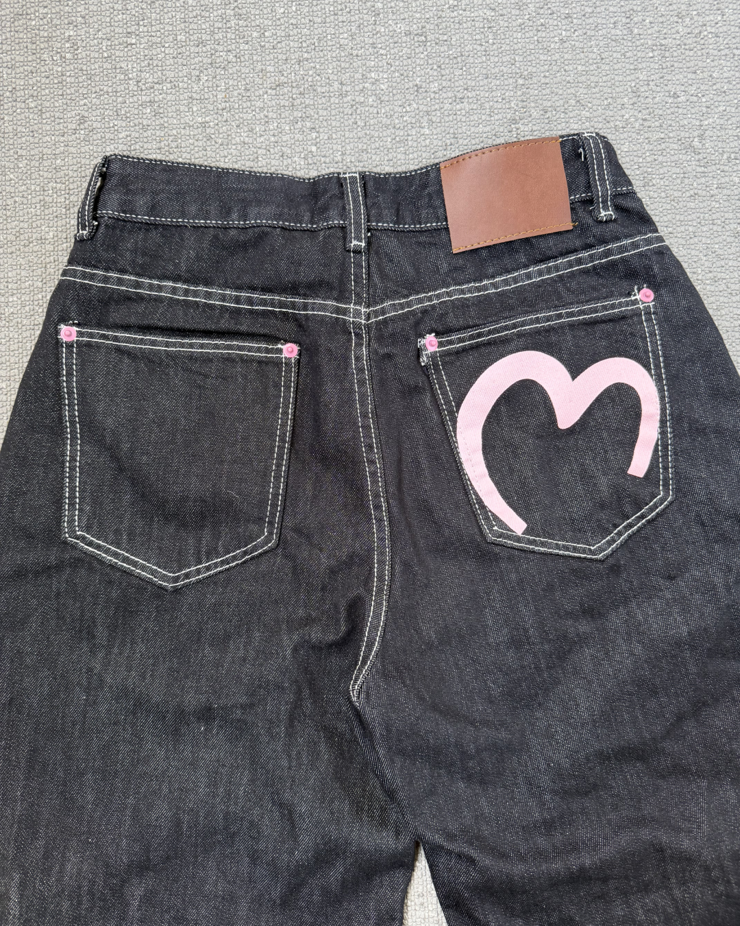 バッグハートペイントデニムパンツ BB0041 – YOLO（ヨロ