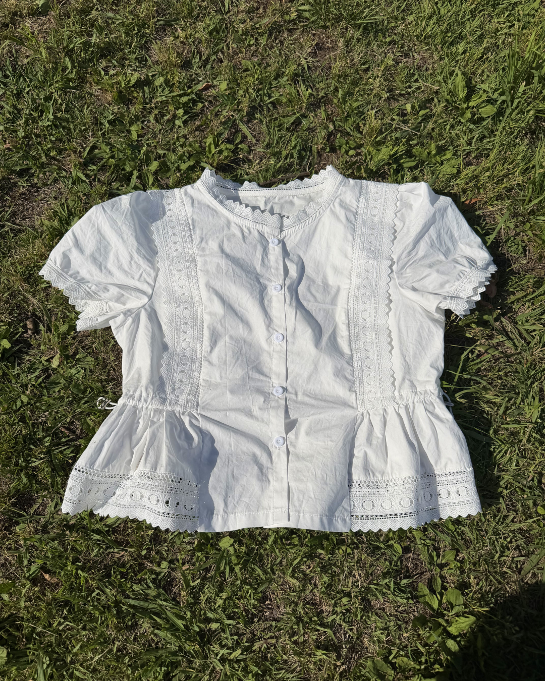 レース刺繍パフスリーブブラウス BB0079