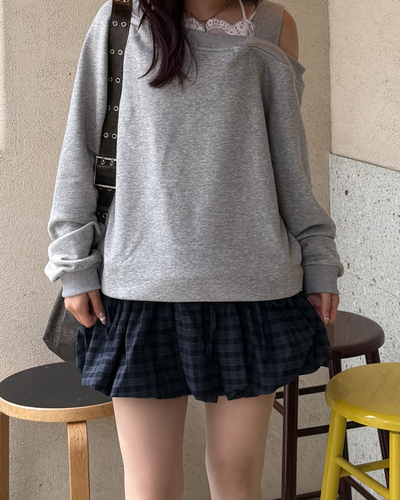 オバーオフショルダースウェット BB0249