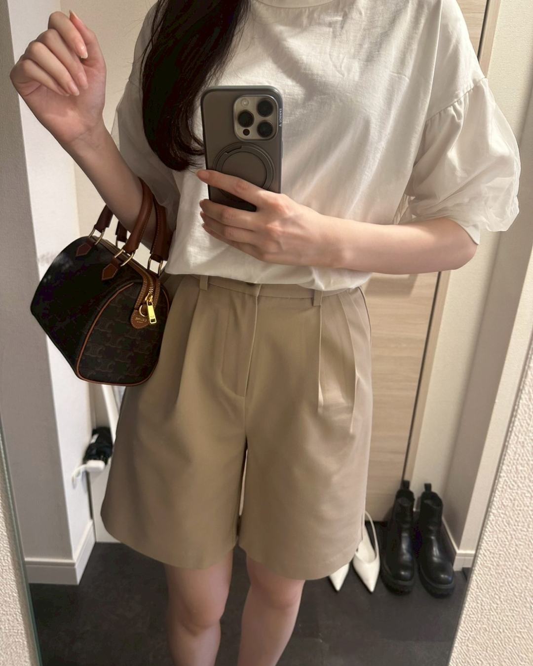 タックベージュハーフパンツ　BM0020