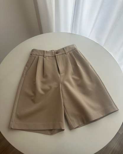 タックベージュハーフパンツ　BM0020