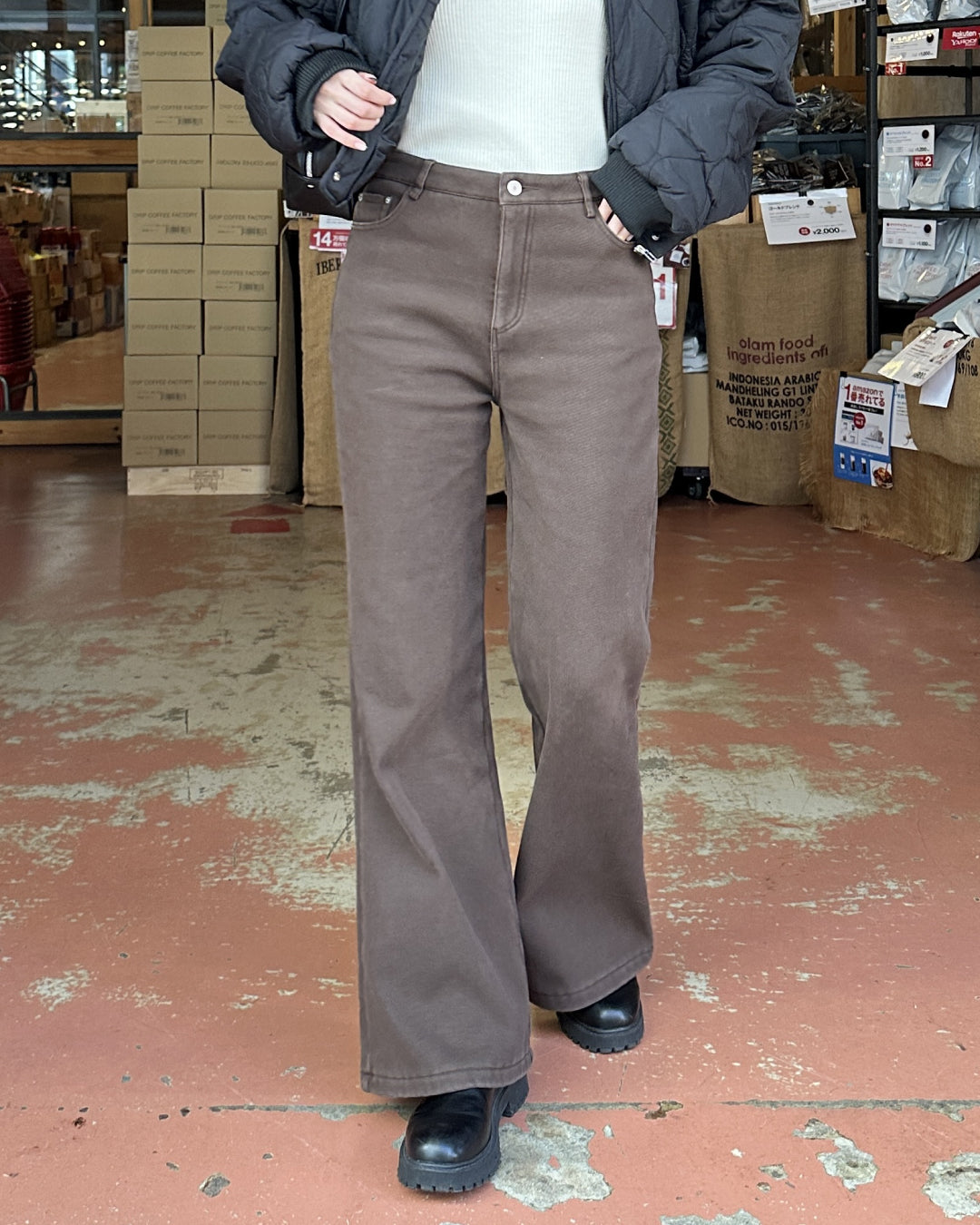 モカブラウンフレアパンツ BM0154 – YOLO（ヨロ）｜ファッション通販