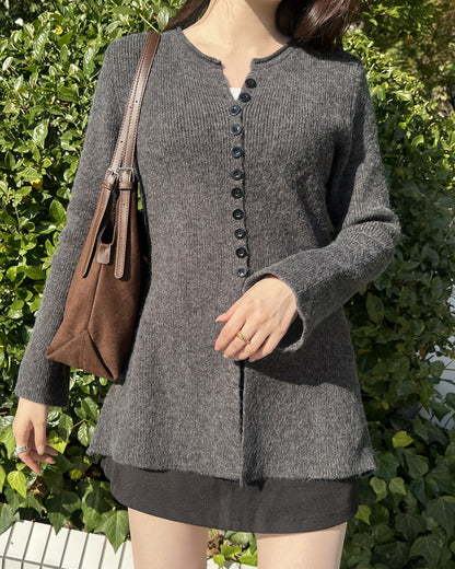 Vネックペプラムニット BM3001