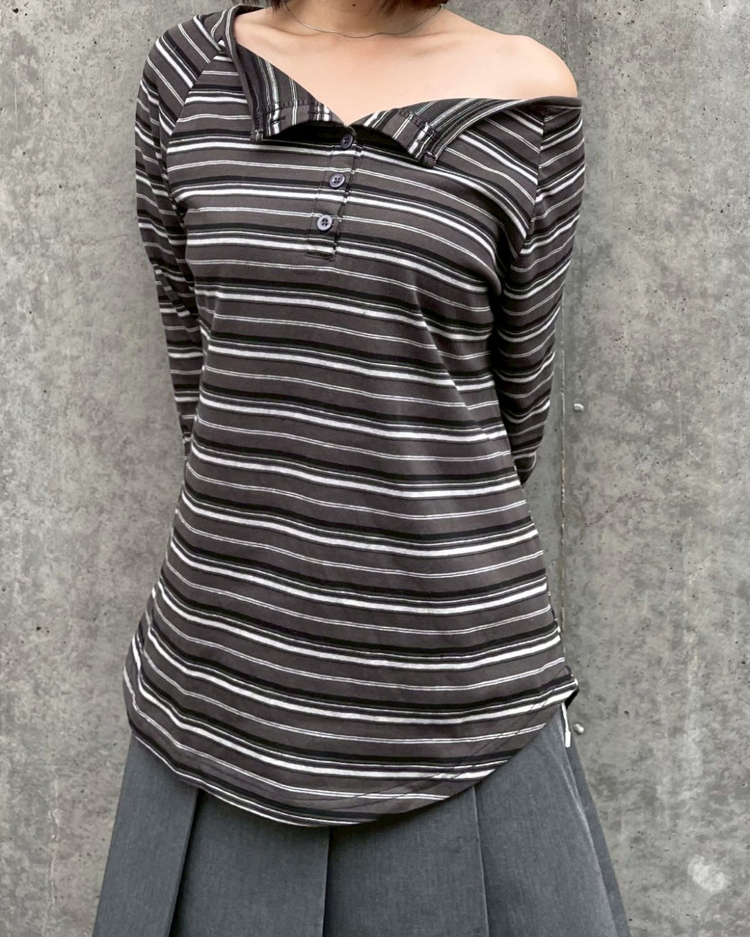 オフショルダーボーダーカットソー CH0182 – YOLO（ヨロ