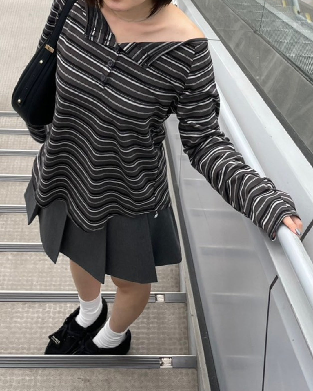 オフショルダーボーダーカットソー CH0182 – YOLO（ヨロ